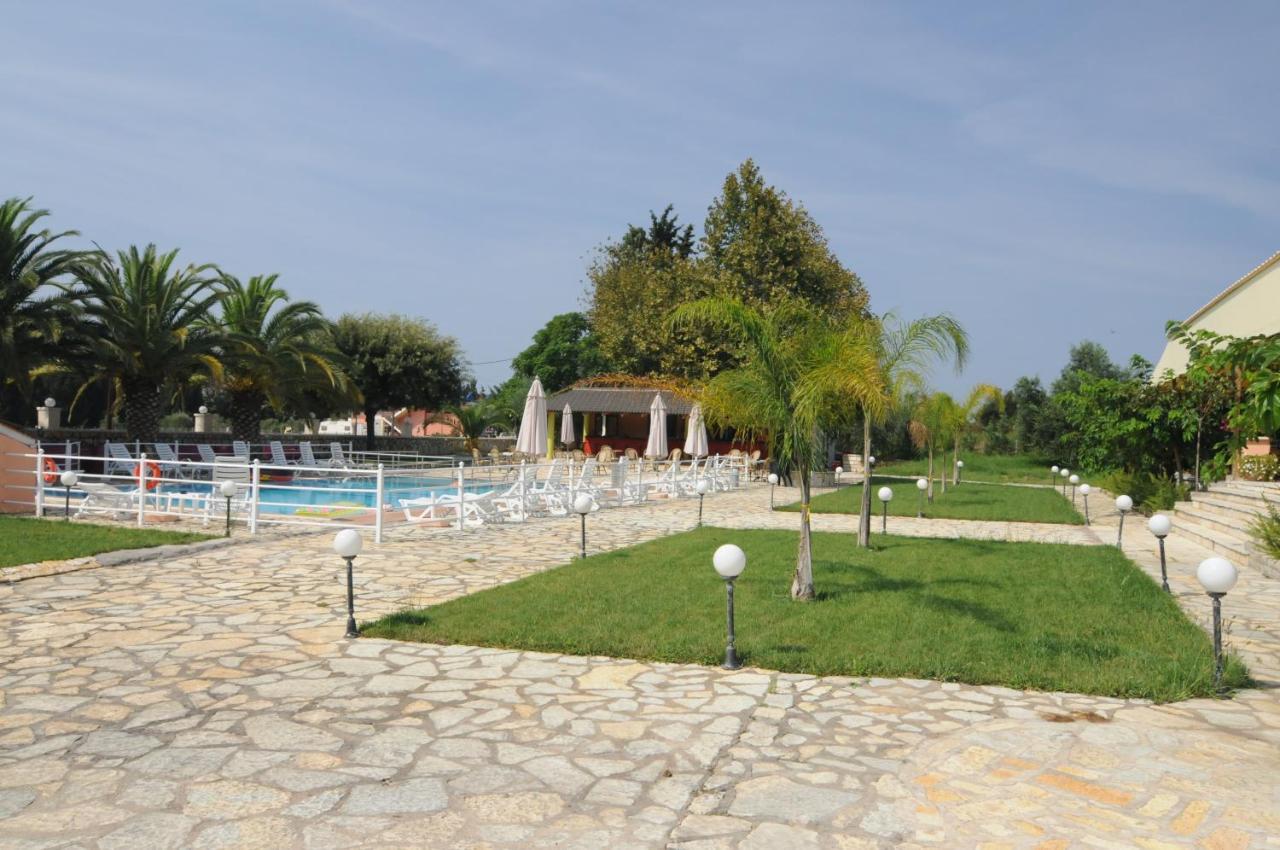 Cleopatra Hotel Kanali  Exterior foto